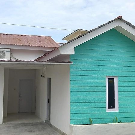 Oyo 90974 Homestay Golo Koe Sejahtera Labuan Bajo Exterior photo